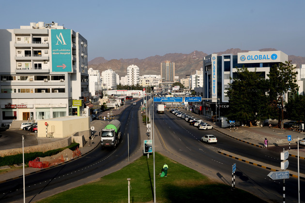 Photo Flash | U.S., Iranian delegations start talks in Muscat