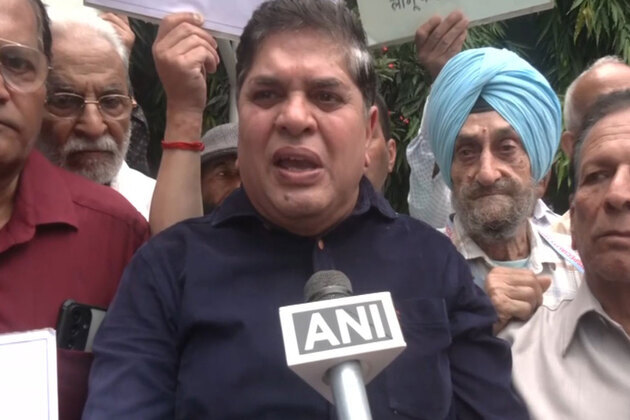 "Pakistan is untrustworthy": Displaced community in Jammu protests atrocities in PoJK
