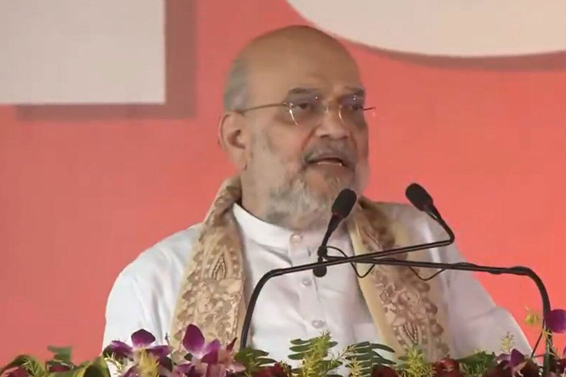 "Rahul Gandhi took out a 'Ghuspaithiya Bachao Yatra': Amit Shah