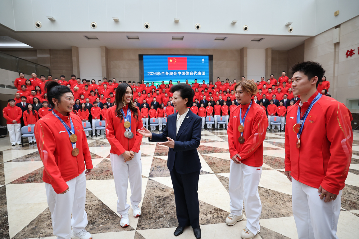 CHINA-BEIJING-SHEN YIQIN-WINTER OLYMPIANS-DELEGATION-MEETING (CN)