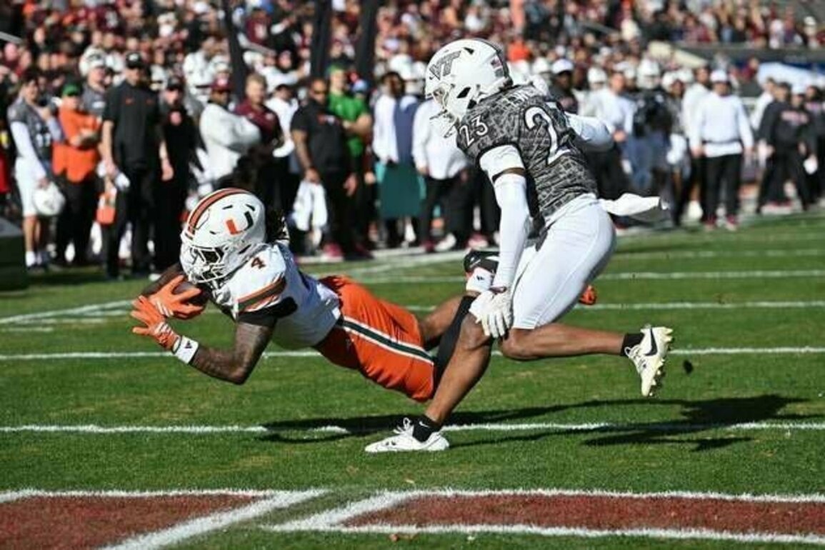Carson Beck (4 TDs), No. 13 Miami handle Virginia Tech