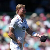 Ashes: England captain Ben Stokes suffers groin injury on Day 4 of Sydney Test