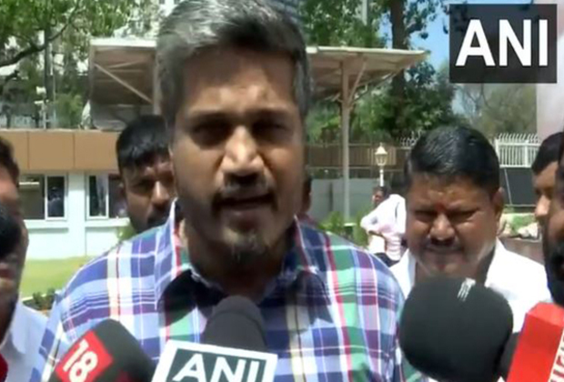 Rohit Pawar demands Dhananjay Munde be made co-accused in Beed sarpanch murder case