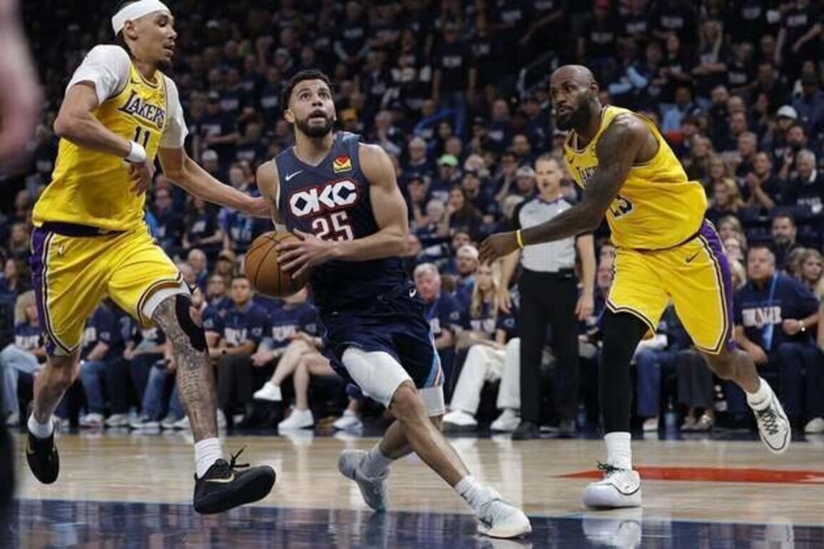 Lakers return home desperate to remedy 2-0 hole vs. Thunder