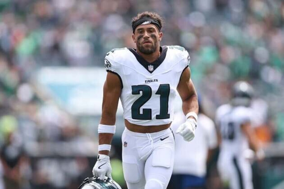 Falcons acquire S Sydney Brown from Eagles