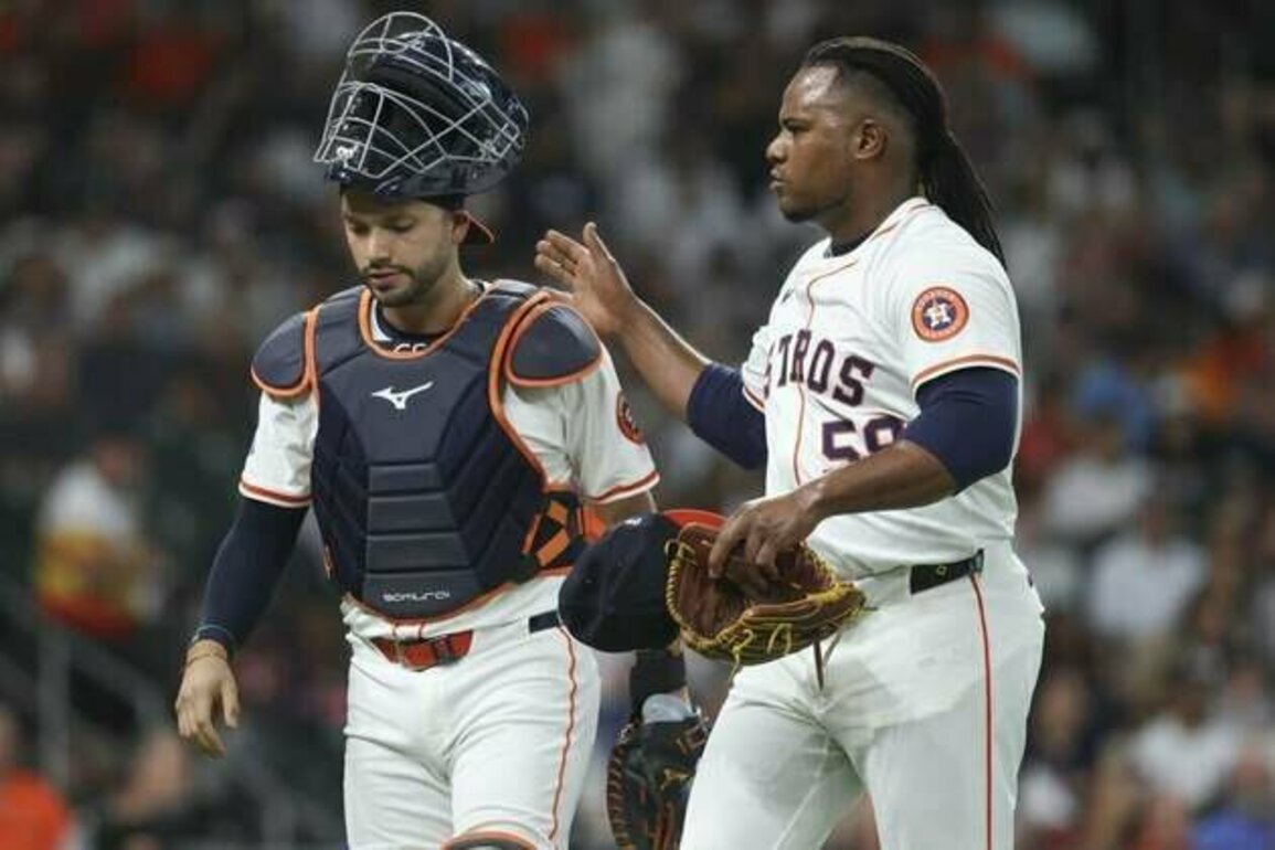 Agent: 'Preposterous' that Framber Valdez intentionally hit teammate with pitch
