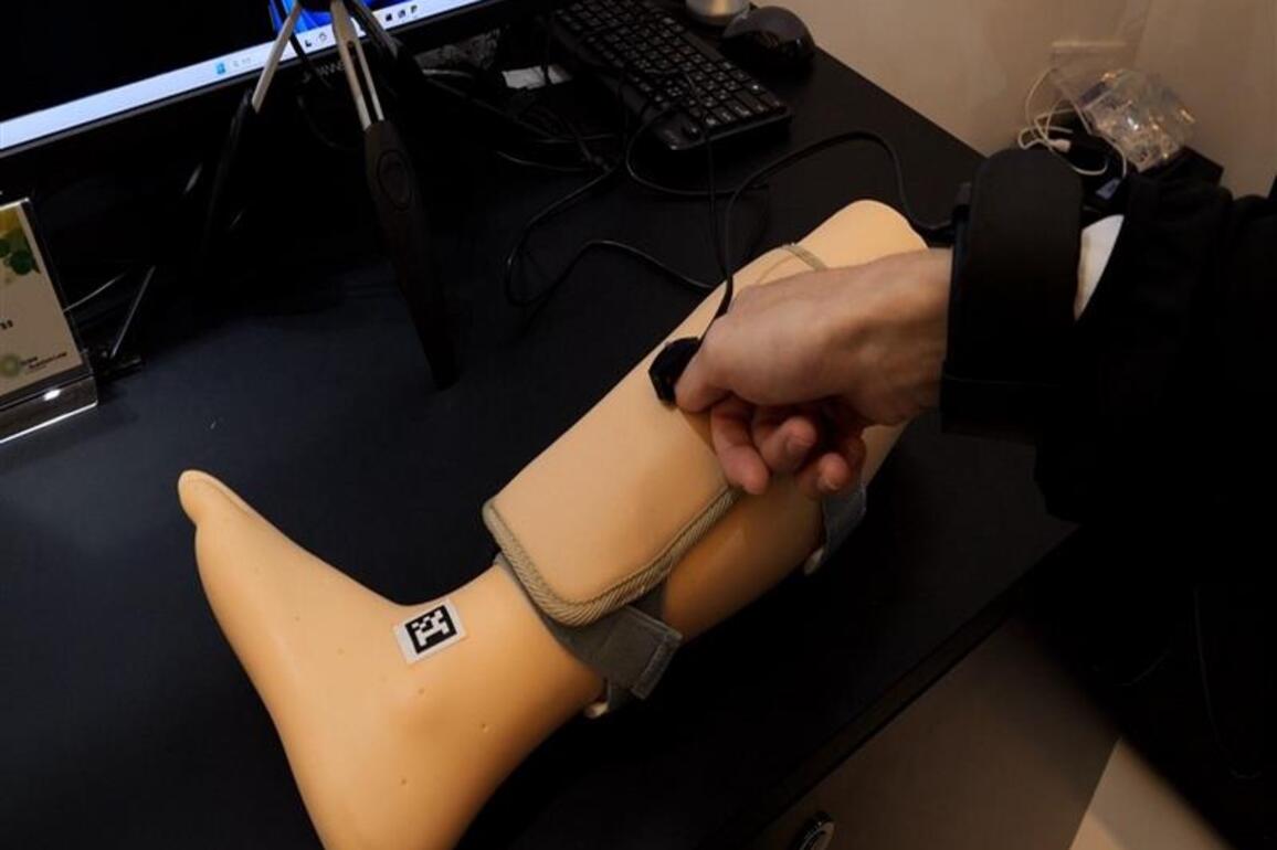 NTT Showcases "IOWN and Quantum Leap" at Annual R&D Forum