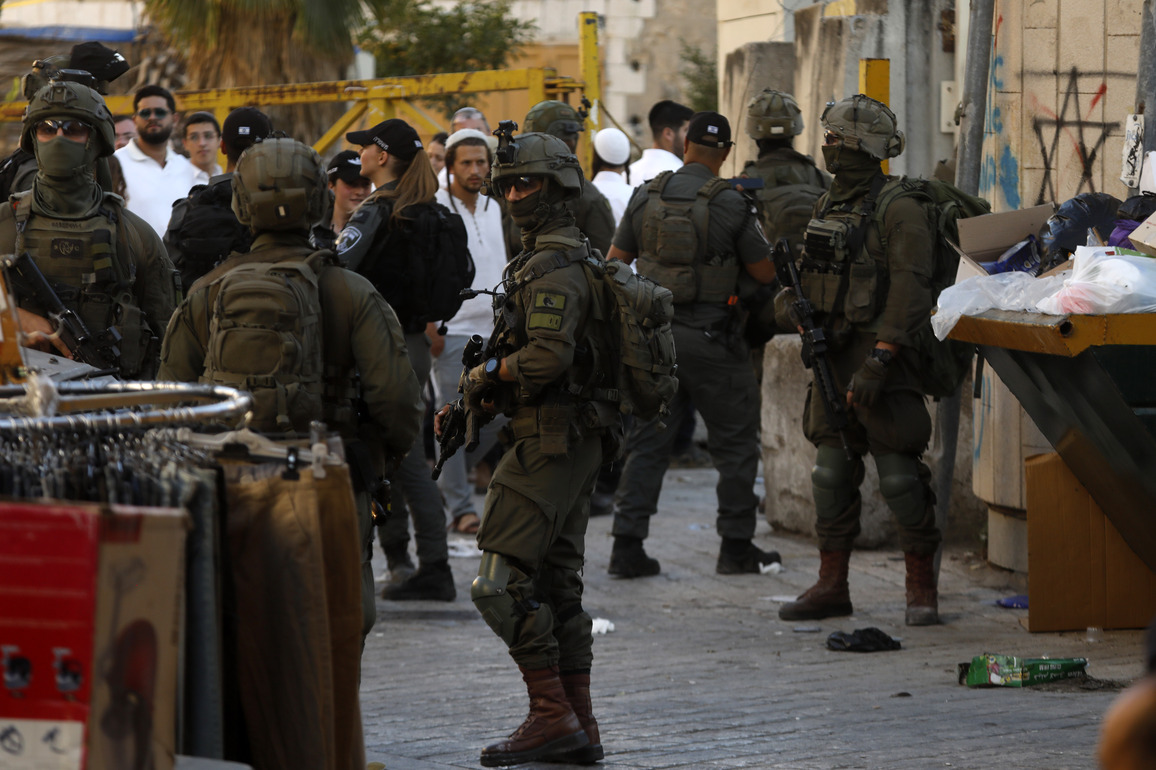 MIDEAST-WEST BANK-HEBRON-ISRAELI FORCES