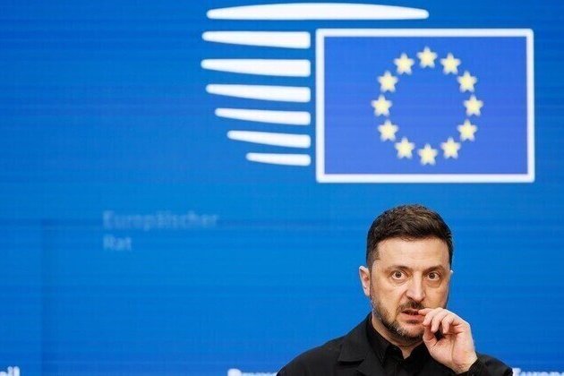 Zelensky doesnt deserve EUs highest award  MEPs