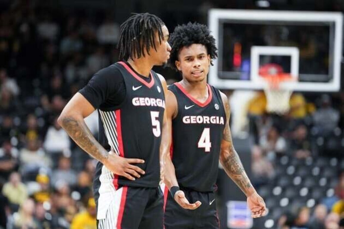No. 21 Georgia hosts foul-troubled Texas for first of two matchups