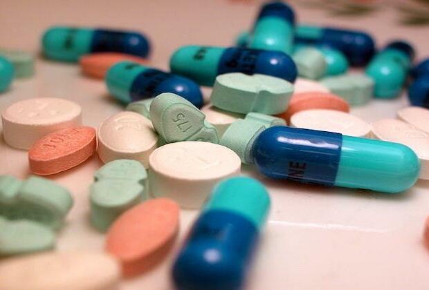 US pharmaceutical companies to increase prices of 350 drugs