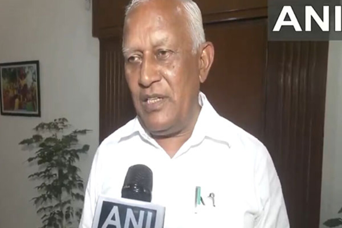Punjab Minister Barinder Kumar Goyal requests relief package of Rs 20,000 crores from Prime Minister Narendra Modi