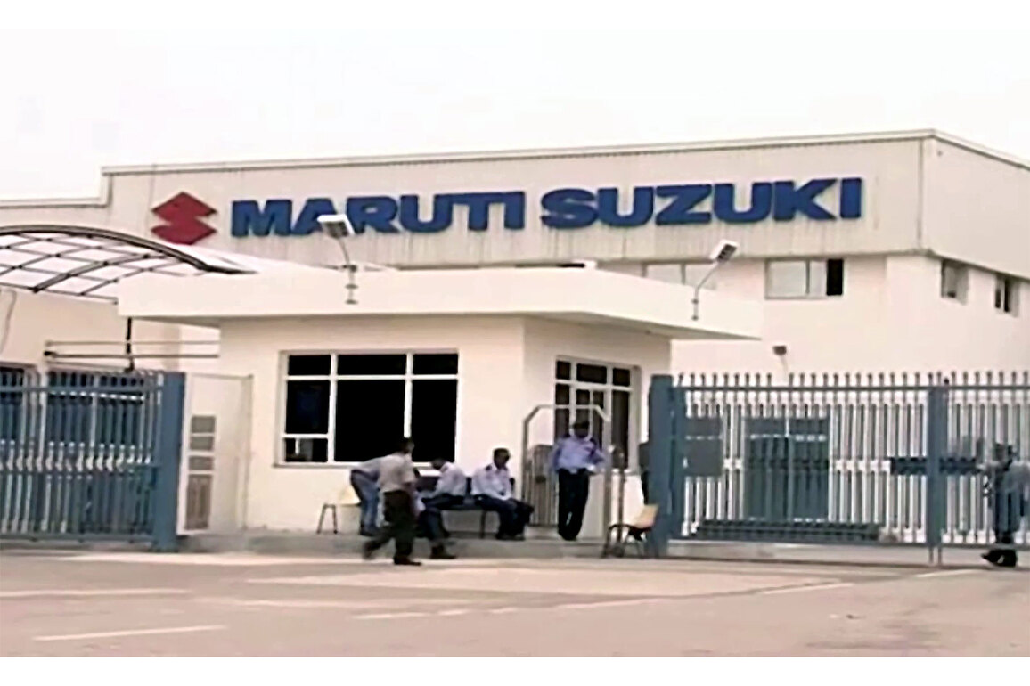 Maruti Suzuki signs pacts with 13 charge point operators, unveils pan-India EV charging network
