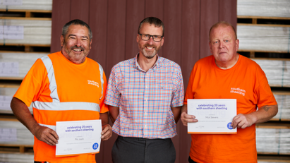 Southern Sheeting presents delivery drivers with long service awards