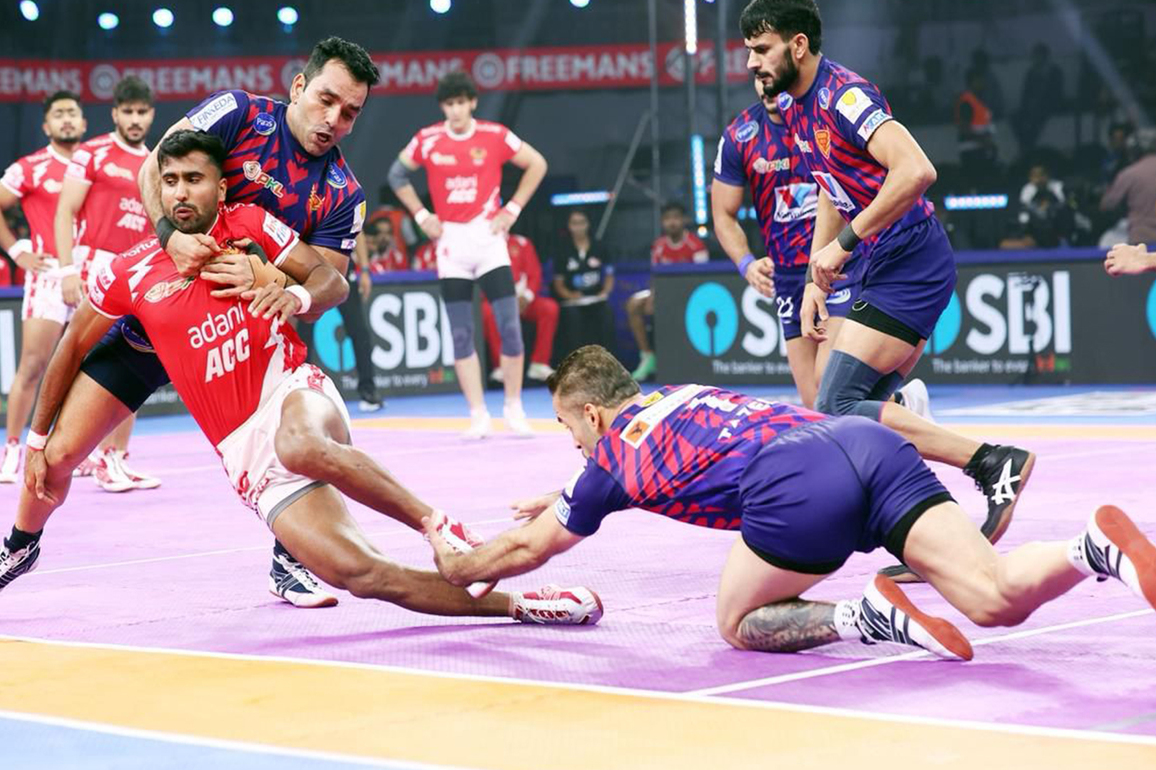 PKL 12: Akshit's heroic Super 10 helps table toppers Dabang Delhi complete double over Gujarat Giants