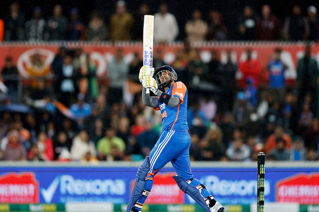 SA win toss, elect to bowl first against India in first T20I