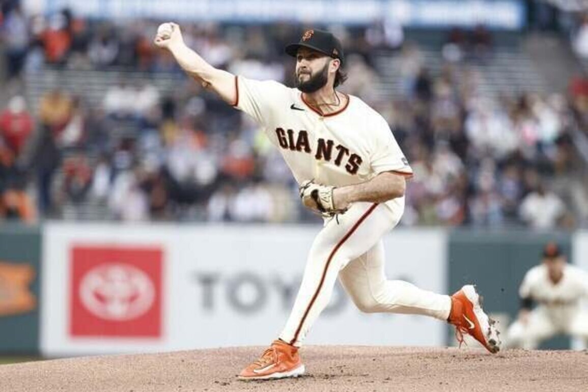 Newly promoted Trevor McDonald pitches Giants past Padres