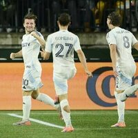San Diego FC clinches top Western Conference seed with rout of Portland