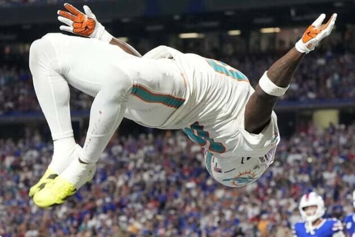 Tyreek Hill Next Team Odds: Chiefs among WR-needy contenders