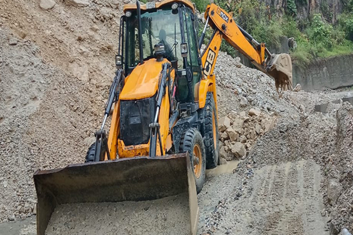 Uttarakhand: Passenger movement halted after Badrinath-Rishikesh highway blocked due to heavy rains