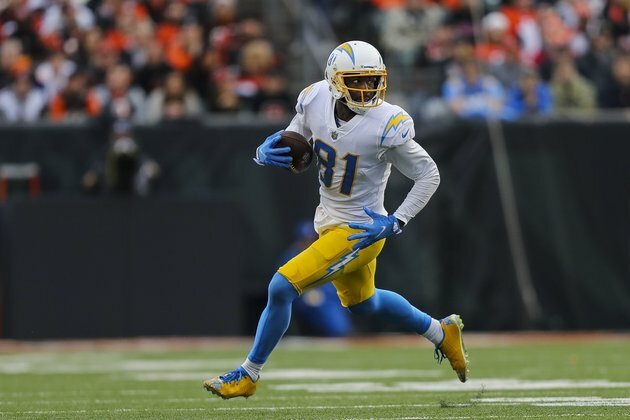 Chargers add WR Mike Williams, CB Chris Harris to COVID list