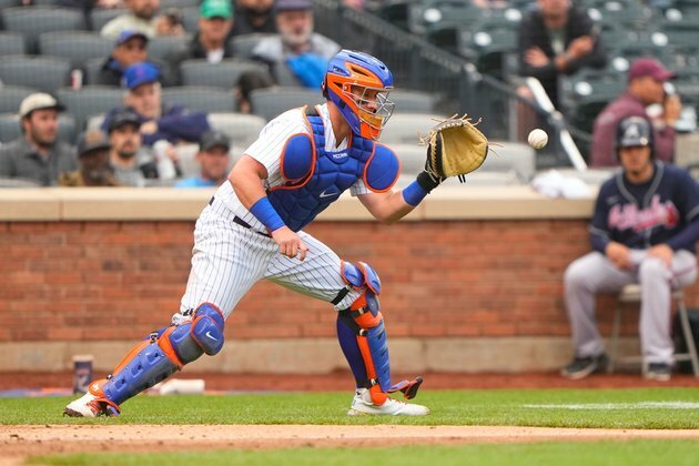 Mets C James McCann (hand) out about 6 weeks