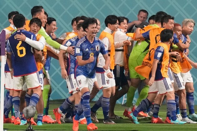 Japan Stuns Germany with Late Strikes at World Cup
