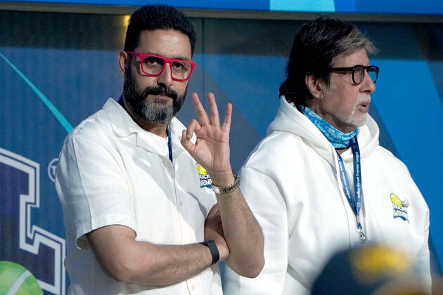 Filmfare Awards 2025: Abhishek Bachchan pays tribute to dad, performs Big B's iconic songs