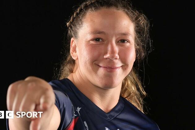 Women&#39;s Rugby World Cup&#39;s Hope Rogers aims to &#39;dent&#39; England