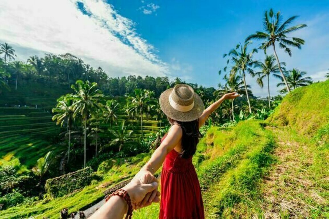 How selfie parks limit tourism damage to the world's most 'Instagrammable' destinations