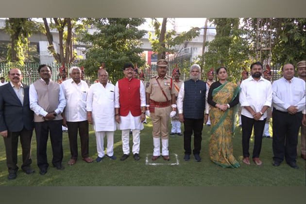 Telangana MLAs, MLCs celebrate 11th Formation Day