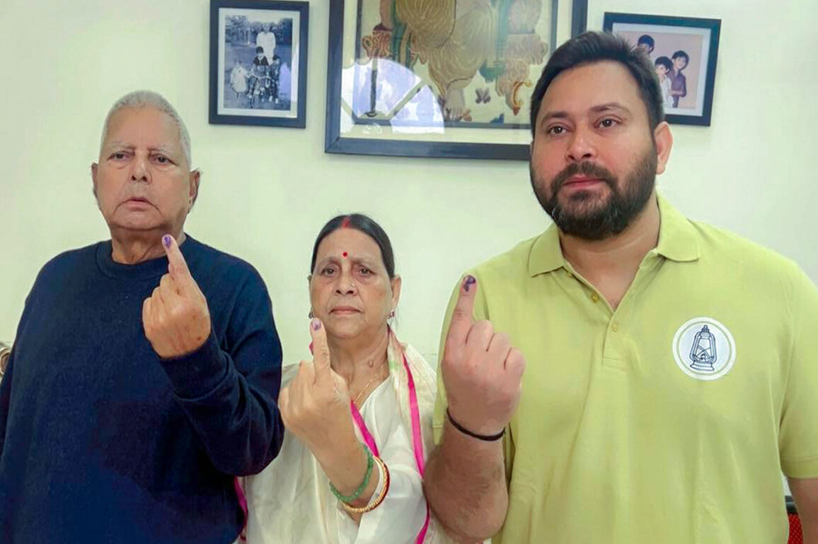 Former Bihar CM Rabri Devi moves plea for transfer of IRCTC corruption case
