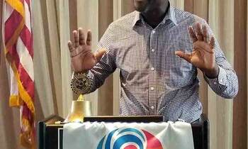 Majoba ng'ayogera mu musomo eri aba Bannayuganda e Boston. Majoba ng'ayogera mu musomo eri aba Bannayuganda e Boston.