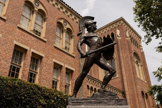 USC faculty vote to unionize with UAW in landmark election