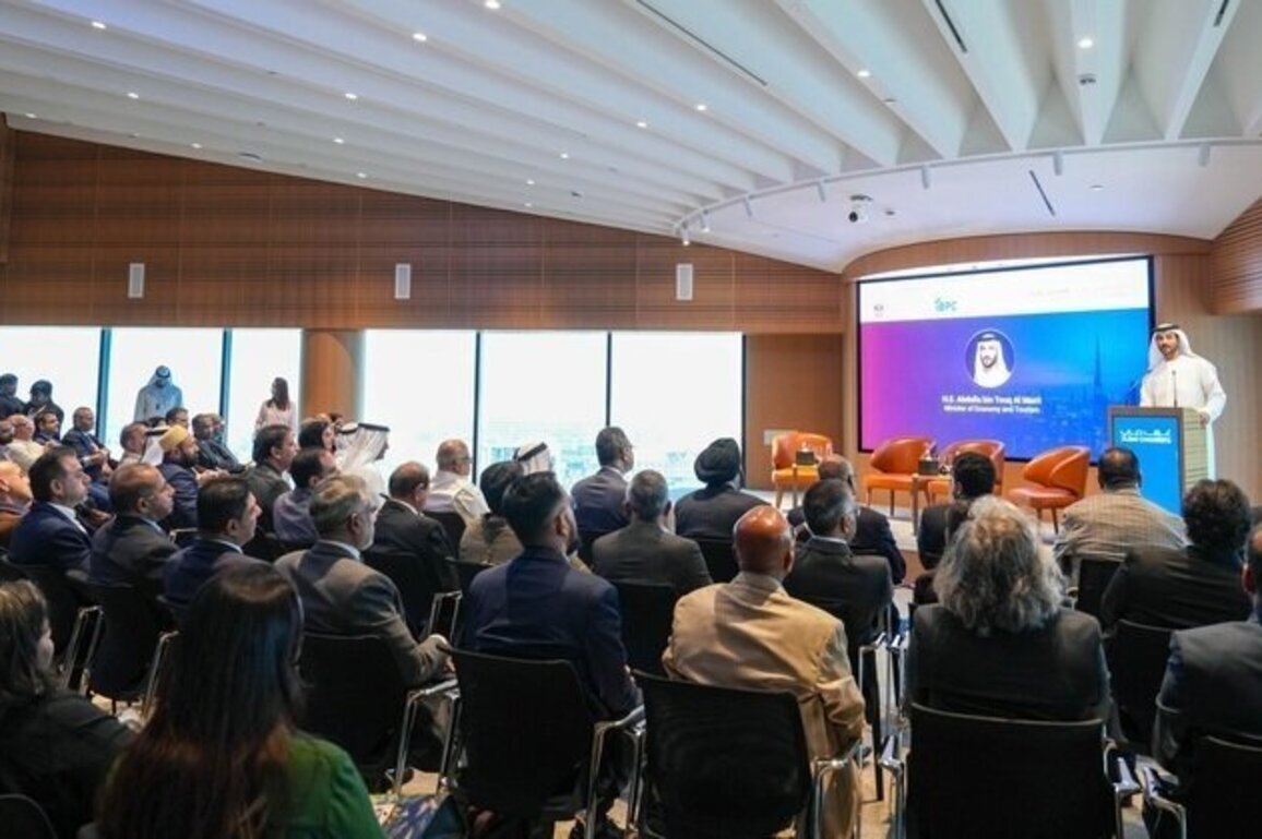 Dubai Chambers, Ministry of Economy & Tourism organise Indian family business forum