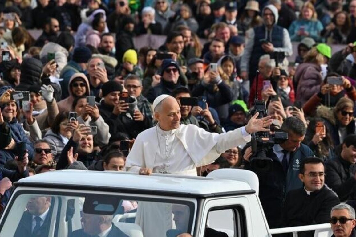 Pope to meet Erdogan in Turkey in first overseas trip
