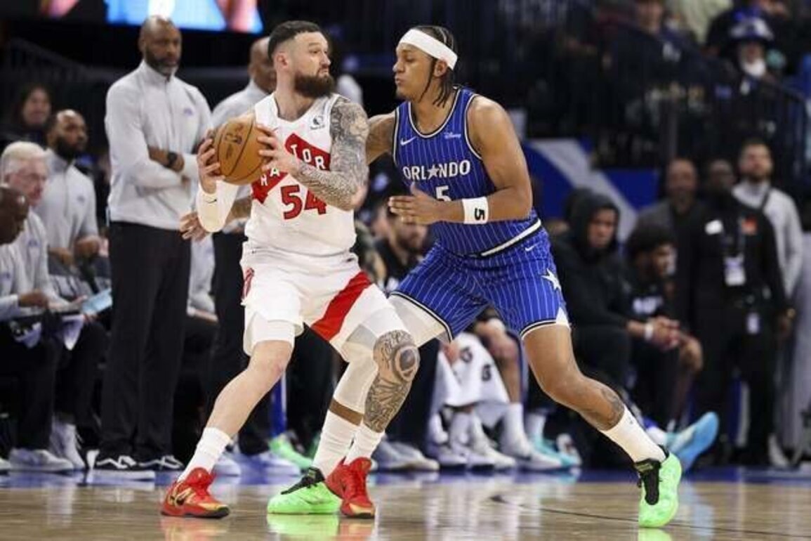 Desmond Bane's long-range accuracy powers Magic past Raptors