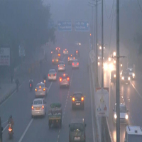 Dellhi air quality remains 'very poor' at 387, thick smog persists in the city