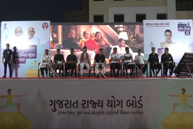 Gujarat govt launches 'Swasthya Gujarat, Medasvita Mukt Gujarat' campaign in Surat