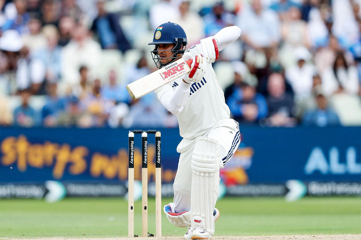 2nd Test: India dominates West Indies, reaches 418/4 at Lunch on Day 2