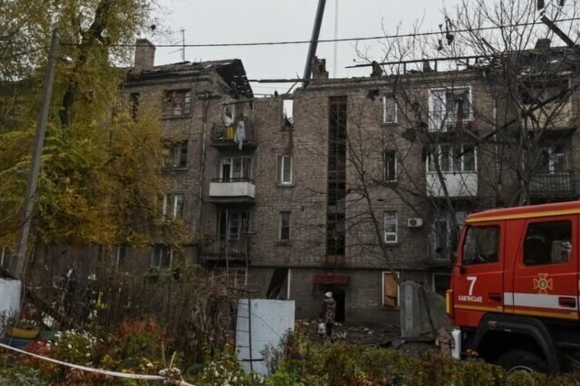 Ukraine, Russia Trade Air Strikes Overnight On Key Infrastructure