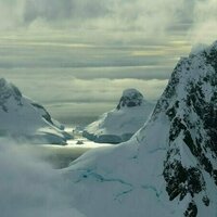Air temperatures over Antarctica have soared 35C above average. What does this unusual event mean for Australia?