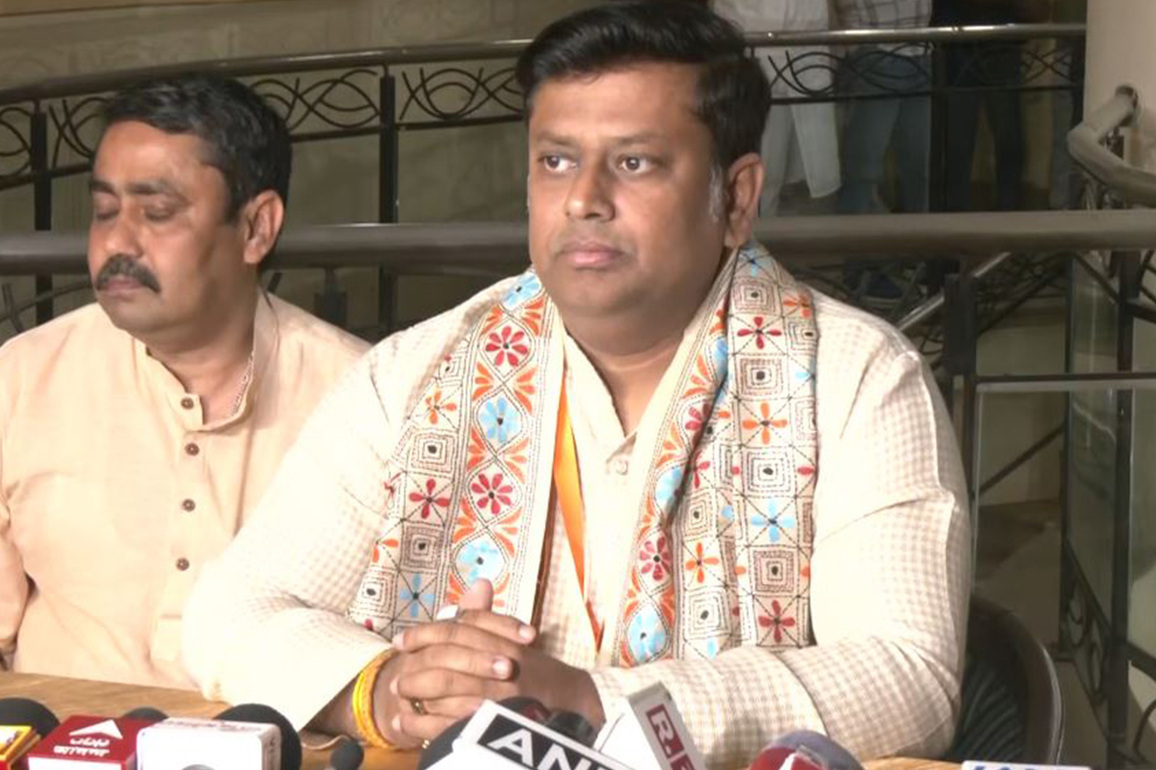 "Mahatma Gandhi would have asked Congress to disband party": Sukanta Majumdar condemns protest at AI summit