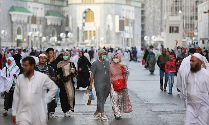 Saudi suspends 'umrah' pilgrimage over coronavirus fears Saudi suspends 'umrah' pilgrimage over coronavirus fears