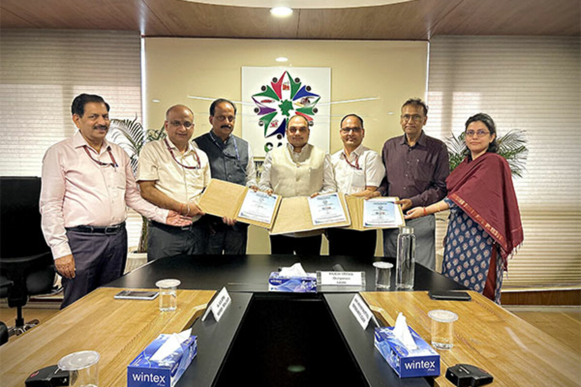 CAQM signs MoU to reduce dust pollution via urban road redevelopment