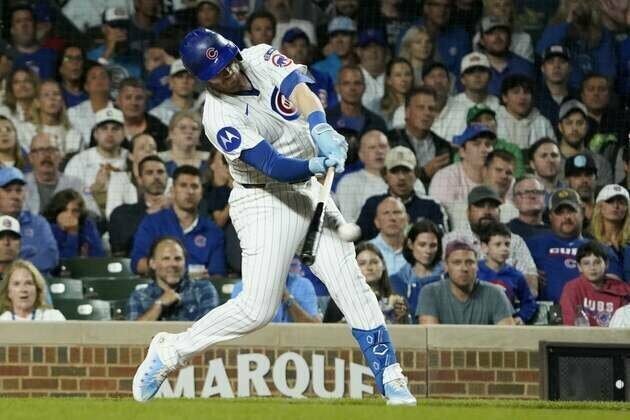 Mets gain edge in NL wild-card standings with comeback win over Cubs