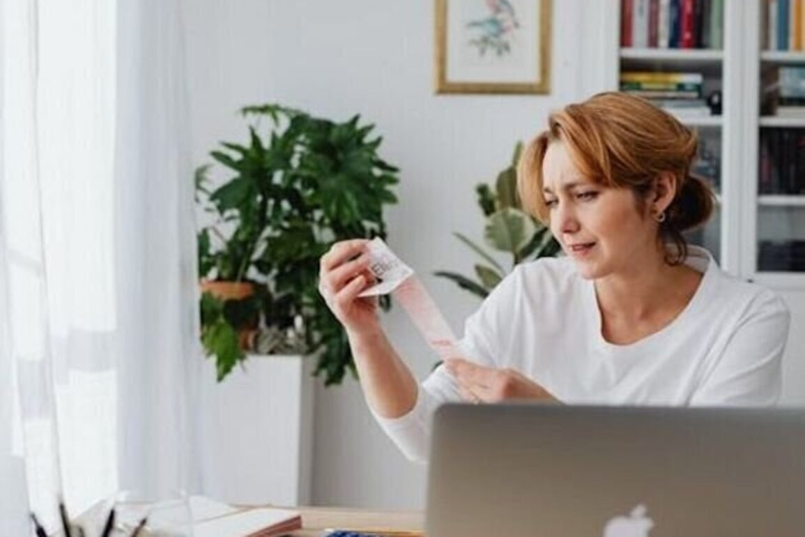 How inflation is changing the way Australians think about money