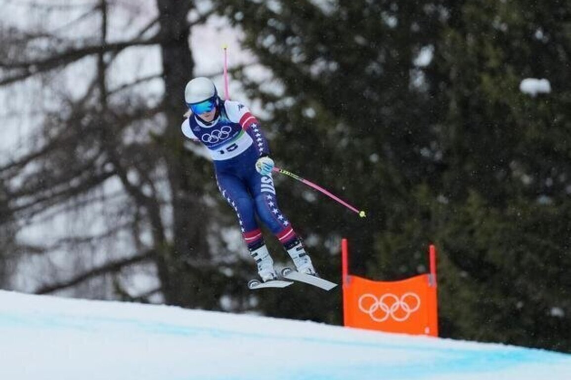 Lindsey Vonn finishes third in final downhill training run