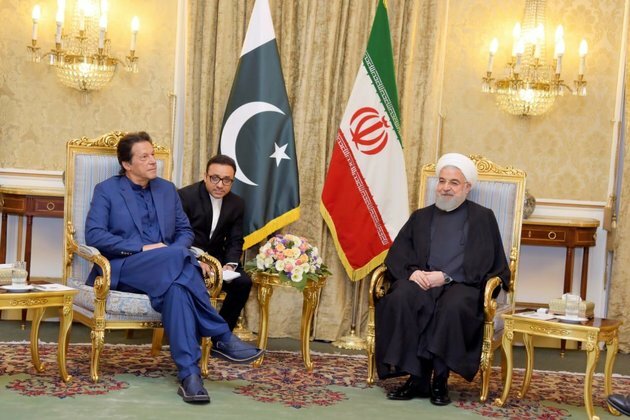 Pakistan PM Says Ready to Host Iran-Saudi Peace Talks