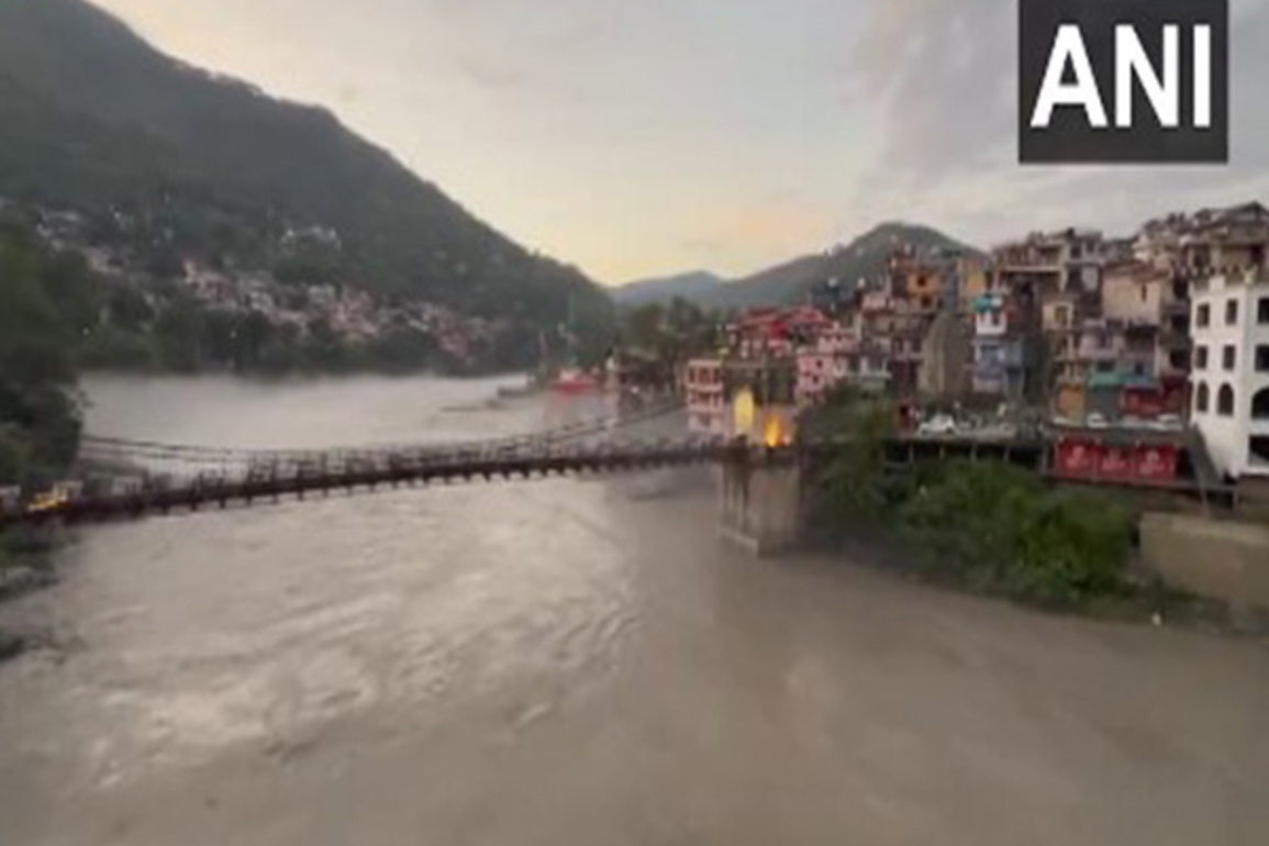 Himachal reels under Monsoon fury: 23 flash floods, 19 cloud bursts, 16 landslides